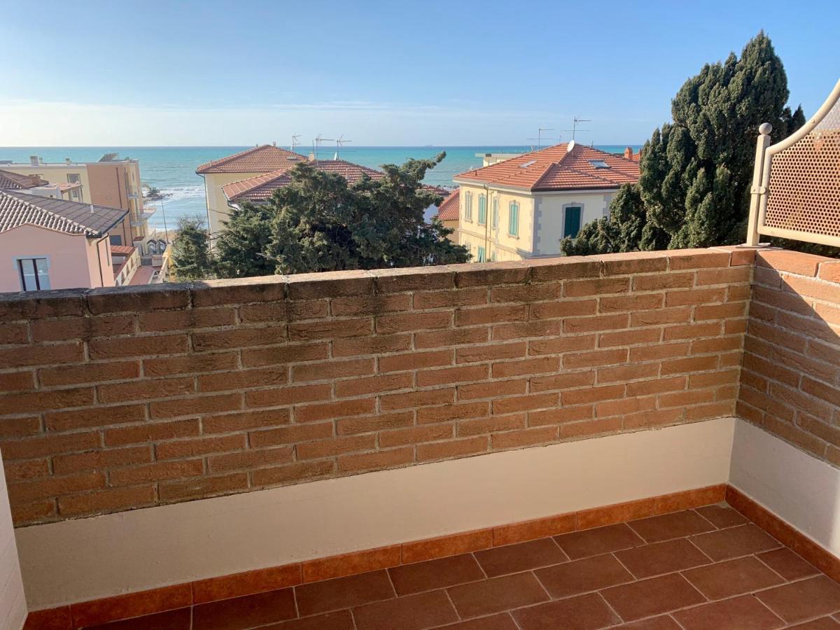 Casa Myconis 68Mq A Due Passi Dal Mare Di San Vincenzo Apartment Exterior foto