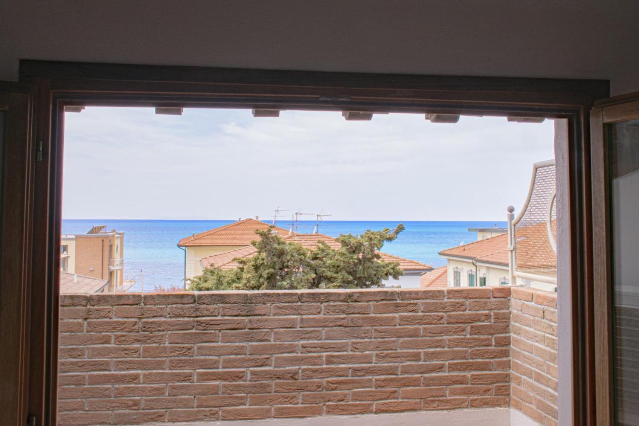 Casa Myconis 68Mq A Due Passi Dal Mare Di San Vincenzo Apartment Exterior foto