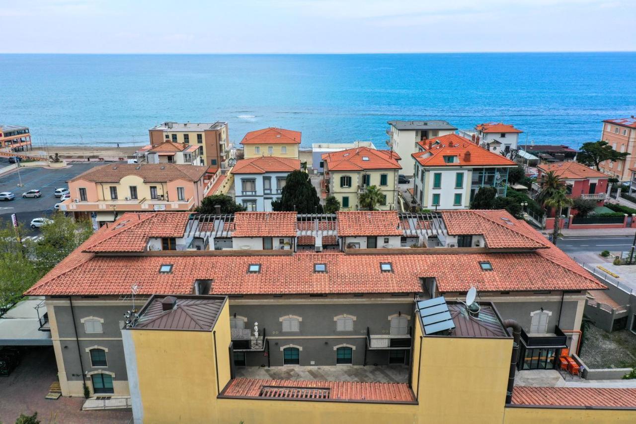 Casa Myconis 68Mq A Due Passi Dal Mare Di San Vincenzo Apartment Exterior foto